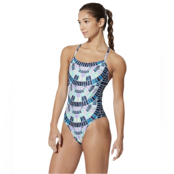 Other - Speedo Womens Swimsuit One Piece PowerFlex Relay Back Printed   Zise‎ 6/32